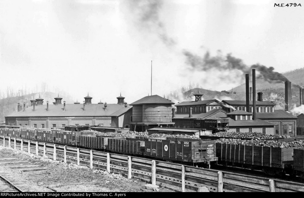 PRR Tyrone Roundhouse, 1903